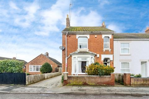 undefined, Theydon Avenue, Woburn Sands, Milton Keynes
