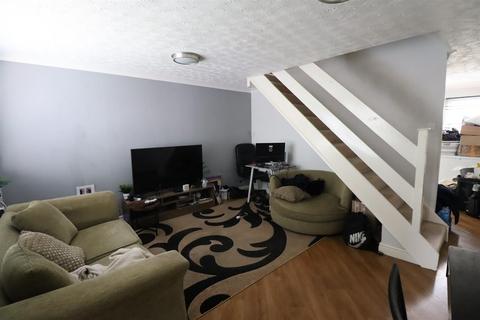 3 bedroom terraced house for sale, Braybrooke Drive, Furzton, Milton Keynes