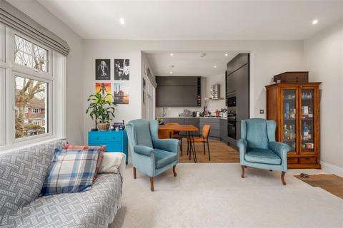 3 bedroom flat to rent, Staverton Road, Brondesbury NW2