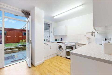 2 bedroom apartment for sale, Southampton Road, London, NW5