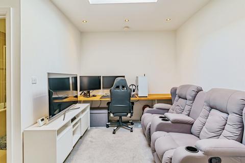 1 bedroom ground floor flat for sale, Becket Road, Worthing