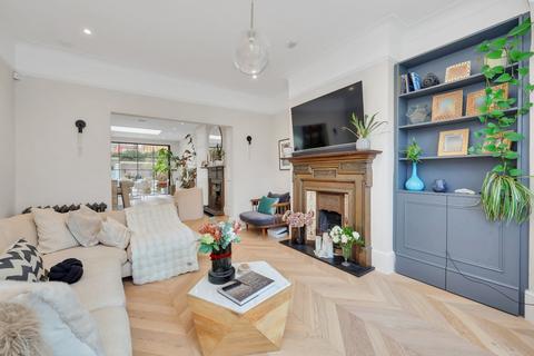 4 bedroom terraced house to rent, Normanby Road, London, NW10
