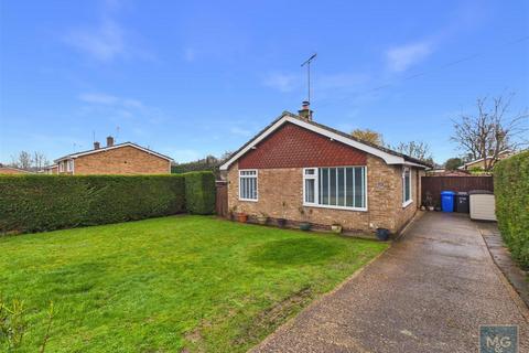 2 bedroom detached bungalow for sale, Rembrandt Way, Bury St. Edmunds IP33