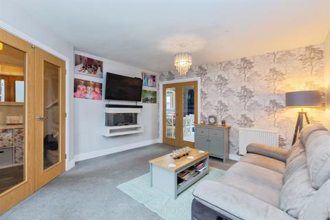 3 bedroom terraced house for sale, Avalon Street, Aylesbury