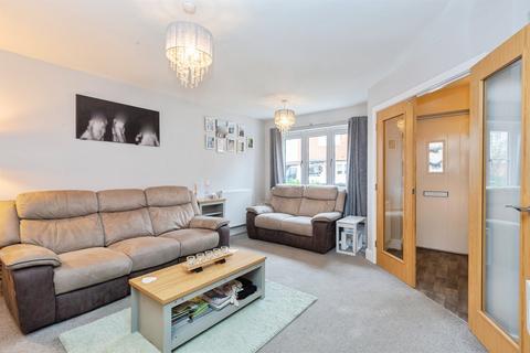 3 bedroom terraced house for sale, Avalon Street, Aylesbury