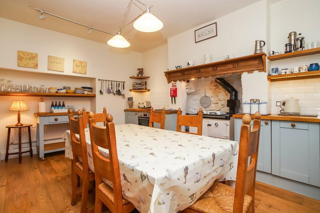 Dining Kitchen