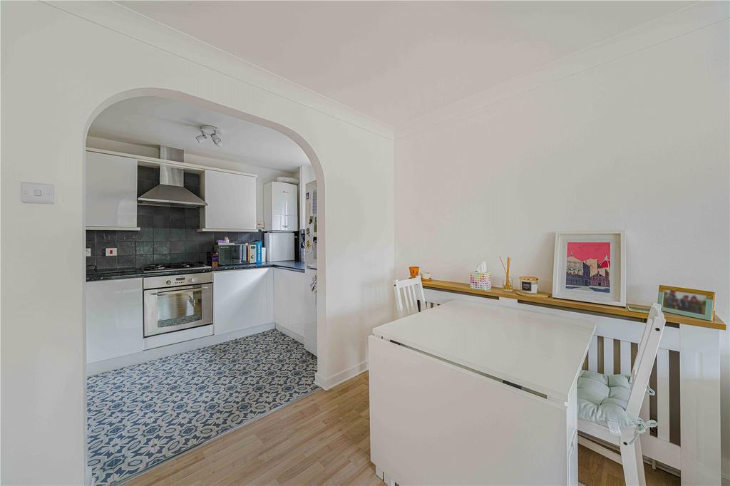 Dining/Kitchen