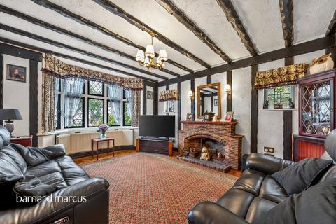 4 bedroom detached house for sale, Glebe Hyrst, South Croydon