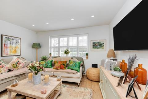 4 bedroom semi-detached house for sale, Brookland Rise, London, NW11