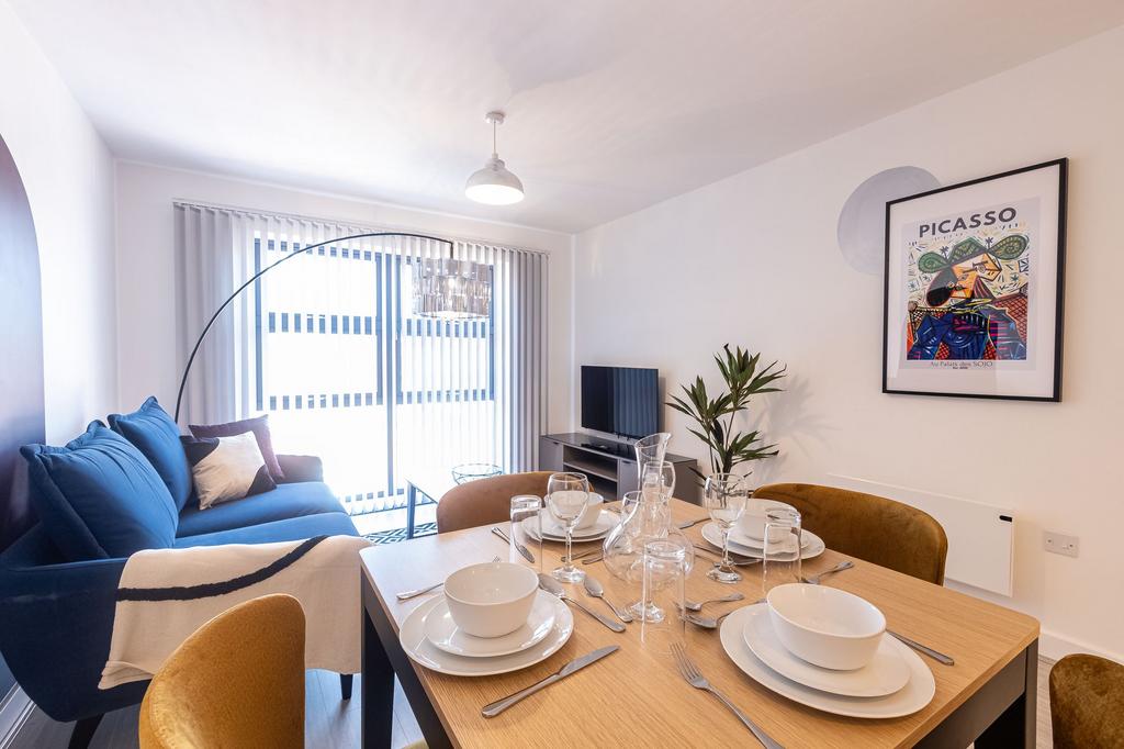 Lounge / Diner / Kitchen