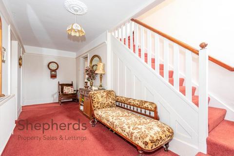 6 bedroom semi-detached house for sale, Osborne Road, Broxbourne EN10