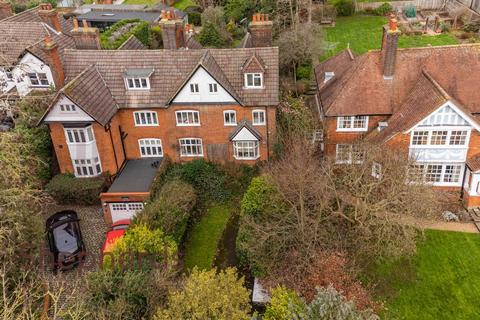 6 bedroom semi-detached house for sale, Osborne Road, Broxbourne EN10
