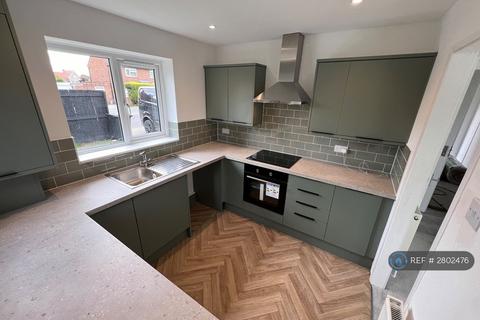 3 bedroom bungalow to rent, Winstree Road, Stanway, Colchester, CO3