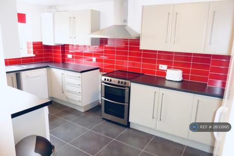 1 bedroom in a house share to rent, Arle Gardens, Cheltenham, GL51