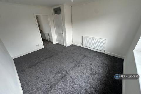 2 bedroom flat to rent, St Peters Mews, Birkenhead, CH42