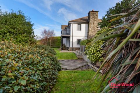 4 bedroom detached house for sale, 66 Groudle Road, Onchan