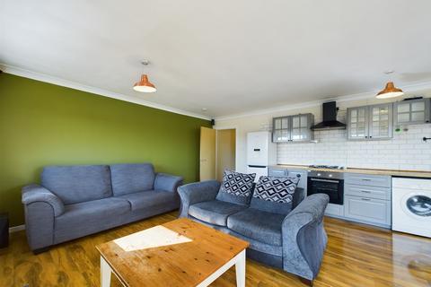 undefined, 122 Victoria Road