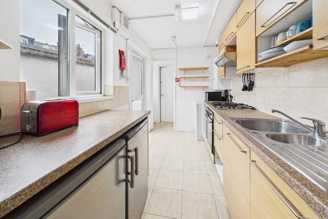 1 bedroom end of terrace house to rent, North Street, Exeter, EX1