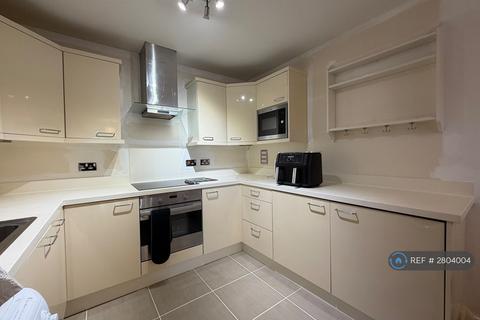 1 bedroom flat to rent, Russell Place, Fareham, PO16