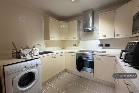 1 bedroom flat to rent, Russell Place, Fareham, PO16