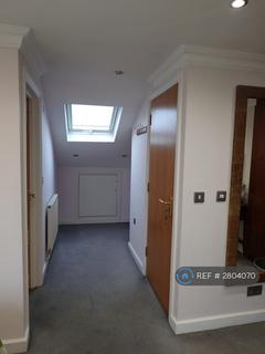 2 bedroom flat to rent, The Mall, London, W5