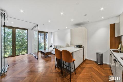 1 bedroom apartment to rent, Embassy Gardens London SW11