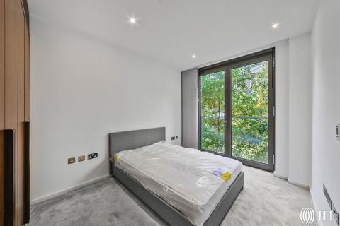1 bedroom apartment to rent, Embassy Gardens London SW11