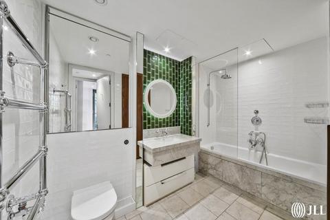 1 bedroom apartment to rent, Embassy Gardens London SW11