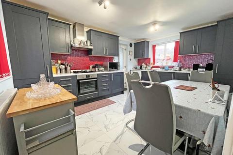 3 bedroom detached house for sale, Birchwood, Peterborough PE2