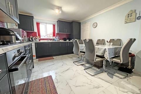 3 bedroom detached house for sale, Birchwood, Peterborough PE2