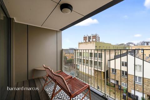 1 bedroom flat for sale, Patmos Road, London
