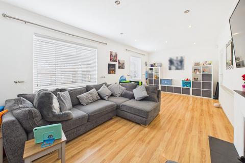 3 bedroom semi-detached house for sale, Lindlings, Hemel Hempstead, HP1