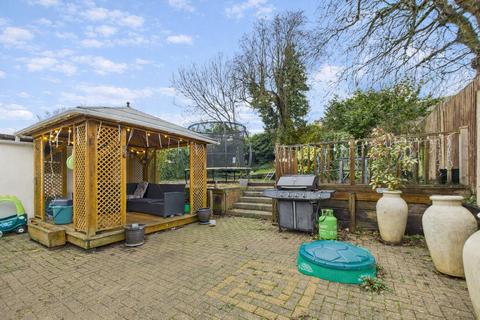 3 bedroom semi-detached house for sale, Lindlings, Hemel Hempstead, HP1