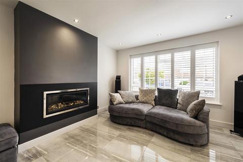 3 bedroom semi-detached house for sale, Purcell Avenue, Tonbridge