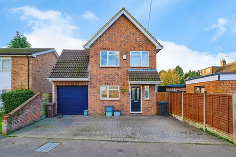 3 bedroom detached house for sale, Birch Way, London Colney, St. Albans