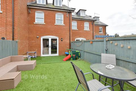 3 bedroom terraced house for sale, Gladstone Road, Walmer, Deal, Kent