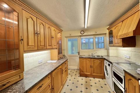 3 bedroom end of terrace house for sale, Whitby Way, Darlington