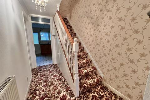 3 bedroom end of terrace house for sale, Whitby Way, Darlington