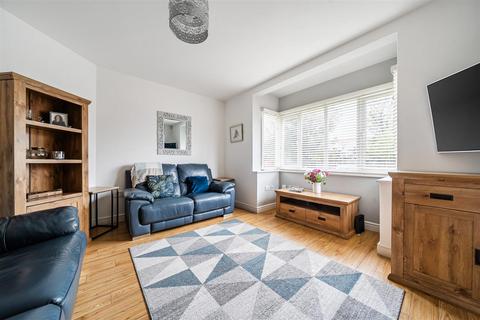4 bedroom house for sale, Barn Crescent, Margate