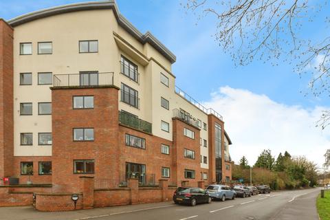 2 bedroom ground floor flat for sale, Brook Street, Tring