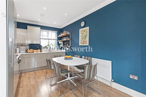 2 bedroom apartment for sale, Radley Road, London, N17