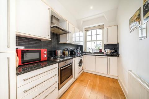 2 bedroom flat for sale, Borough Road, Isleworth TW7