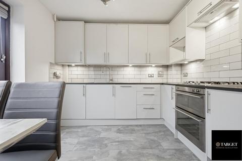 2 bedroom terraced house for sale, Leaforis Road, Waltham Cross EN7