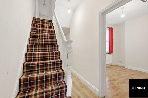 undefined, Arthur Road, London N9