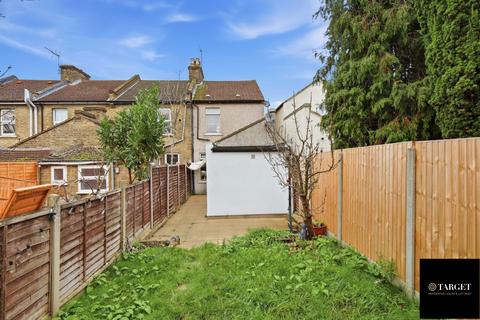 2 bedroom end of terrace house for sale, Allandale Road, Enfield EN3