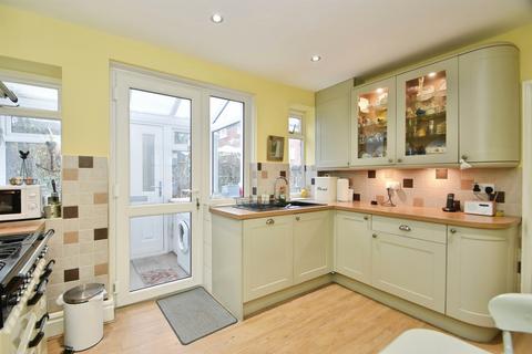 3 bedroom terraced house for sale, Rocklands Place, Shipley BD17