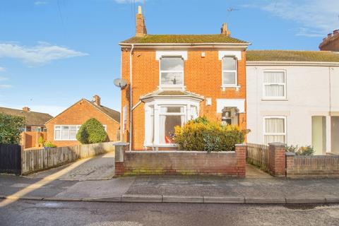 undefined, Theydon Avenue, Woburn Sands, Milton Keynes