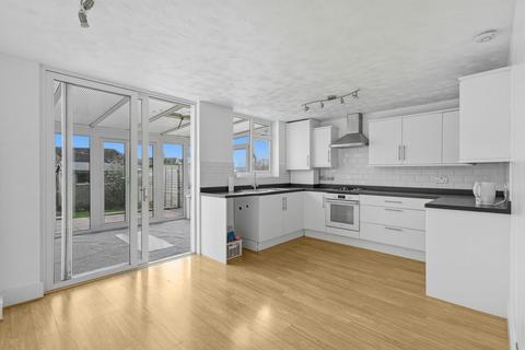 Herons Way, Hythe, CT21