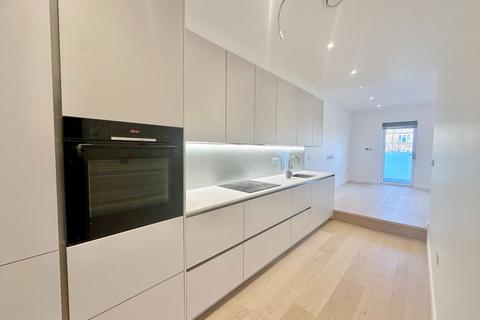 1 bedroom apartment to rent, London E2