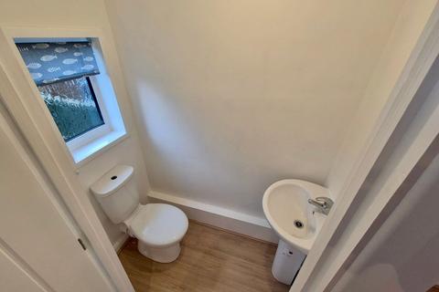 3 bedroom end of terrace house to rent, Beanfield Avenue, Coventry, CV3